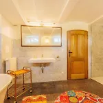 Deluxe-appartement-70m2-mit-fruehstueck-gruppenunterkuenfte-im-oberharz Maison d'hôtes *