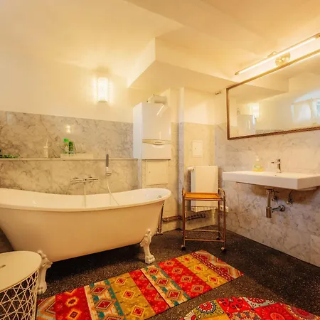 Deluxe-appartement-70m2-mit-fruehstueck-gruppenunterkuenfte-im-oberharz Penzion Sankt Andreasberg