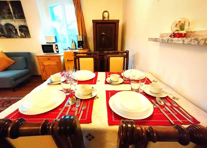 招待所 Deluxe-appartement-70m2-mit-fruehstueck-gruppenunterkuenfte-im-oberharz 圣安德里斯伯格